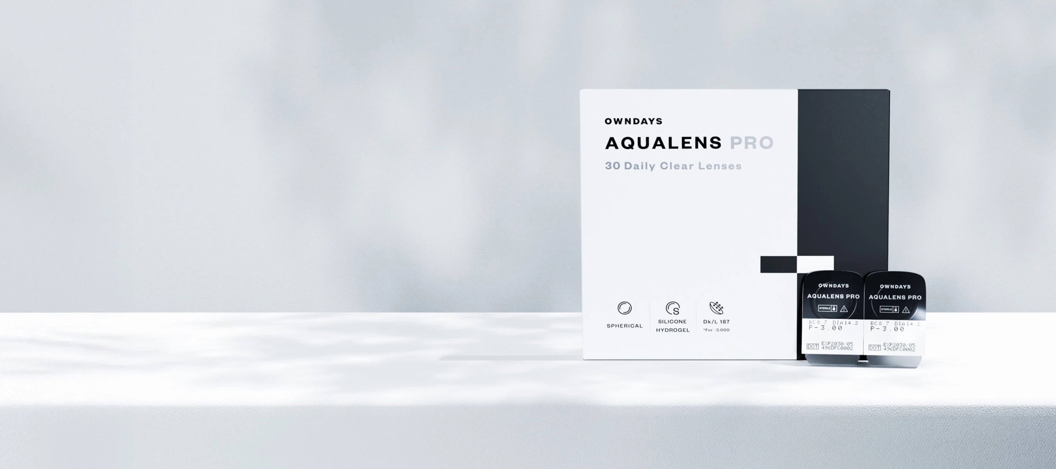 目に酸素が届く、新体験<span class="text-gray-300"> *</span> 
プレミアムな1DAYコンタクトレンズ。