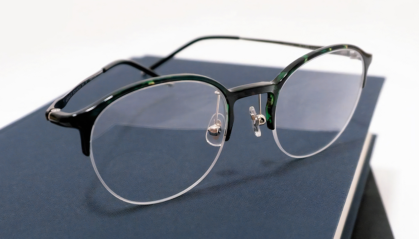 ナイロールフレームのメガネを贈りたい！特徴や与える印象について メガネ通販のオンデーズオンラインストア (眼鏡・めがね)
