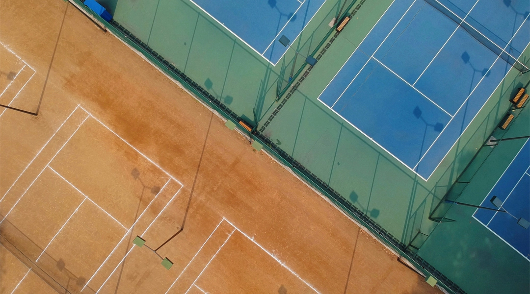 運動場所