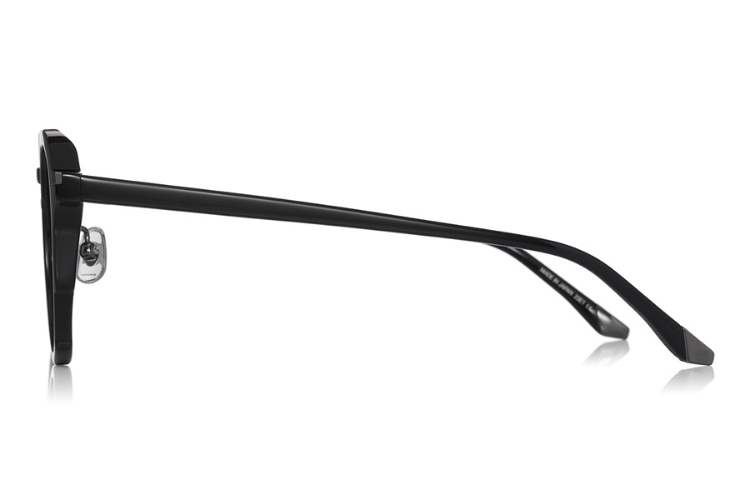 SHINGO AIBA × OWNDAYS EYEWEAR COLLECTION | メガネ通販の